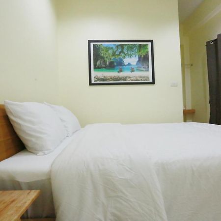 Interest Poshtel Hostel Bangkok Bagian luar foto